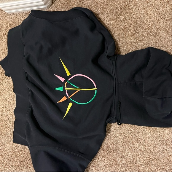 Nike cropped zip up - Picture 2 of 2